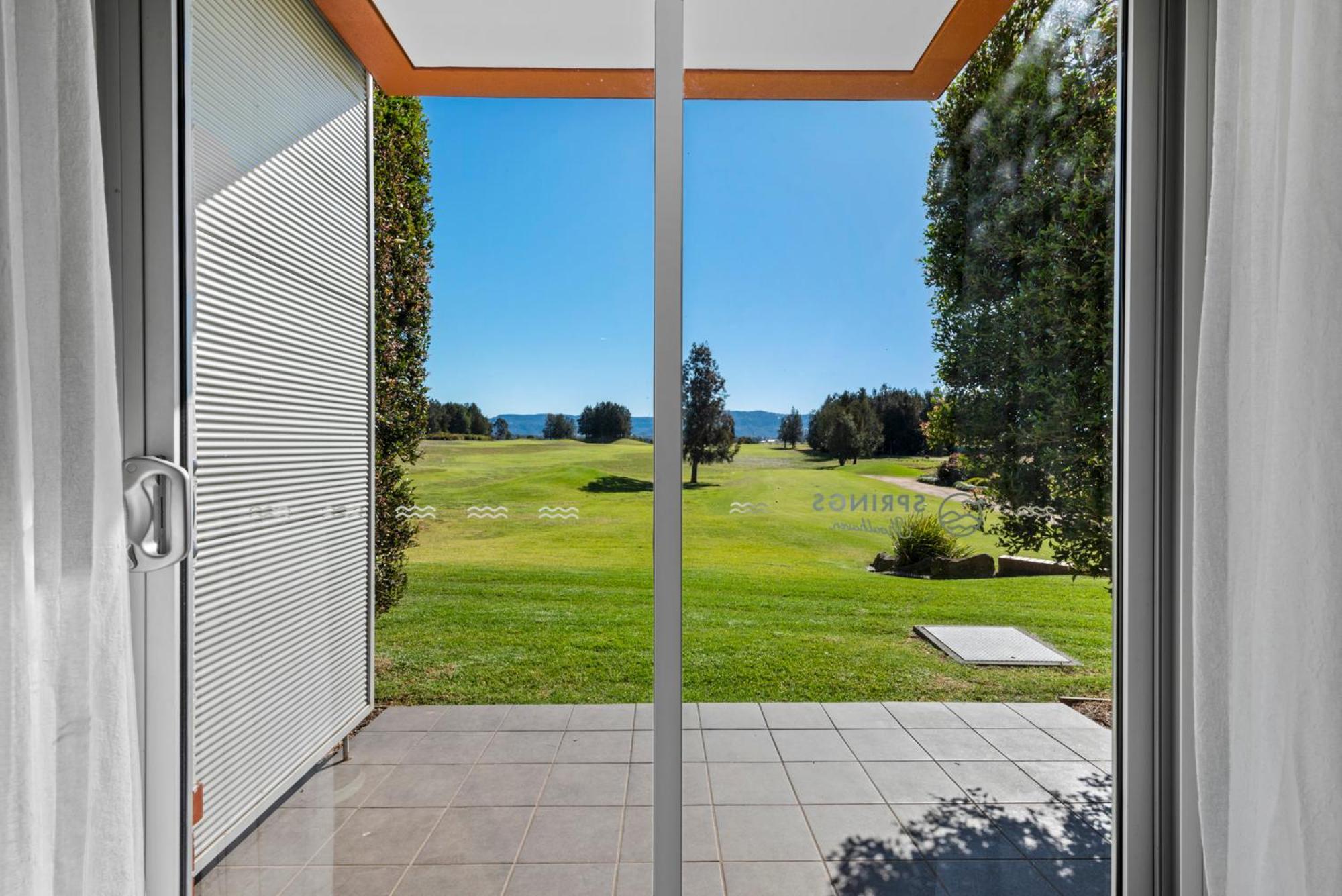 Springs Shoalhaven Nowra Motel ภายนอก รูปภาพ