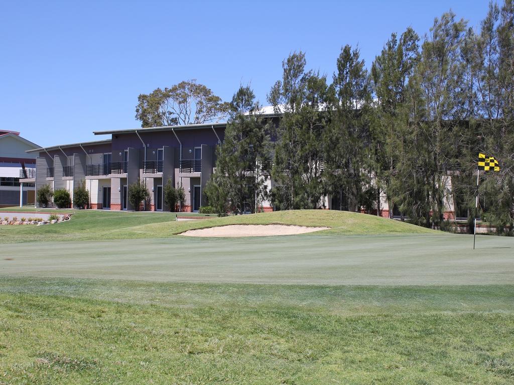 Springs Shoalhaven Nowra Motel ภายนอก รูปภาพ